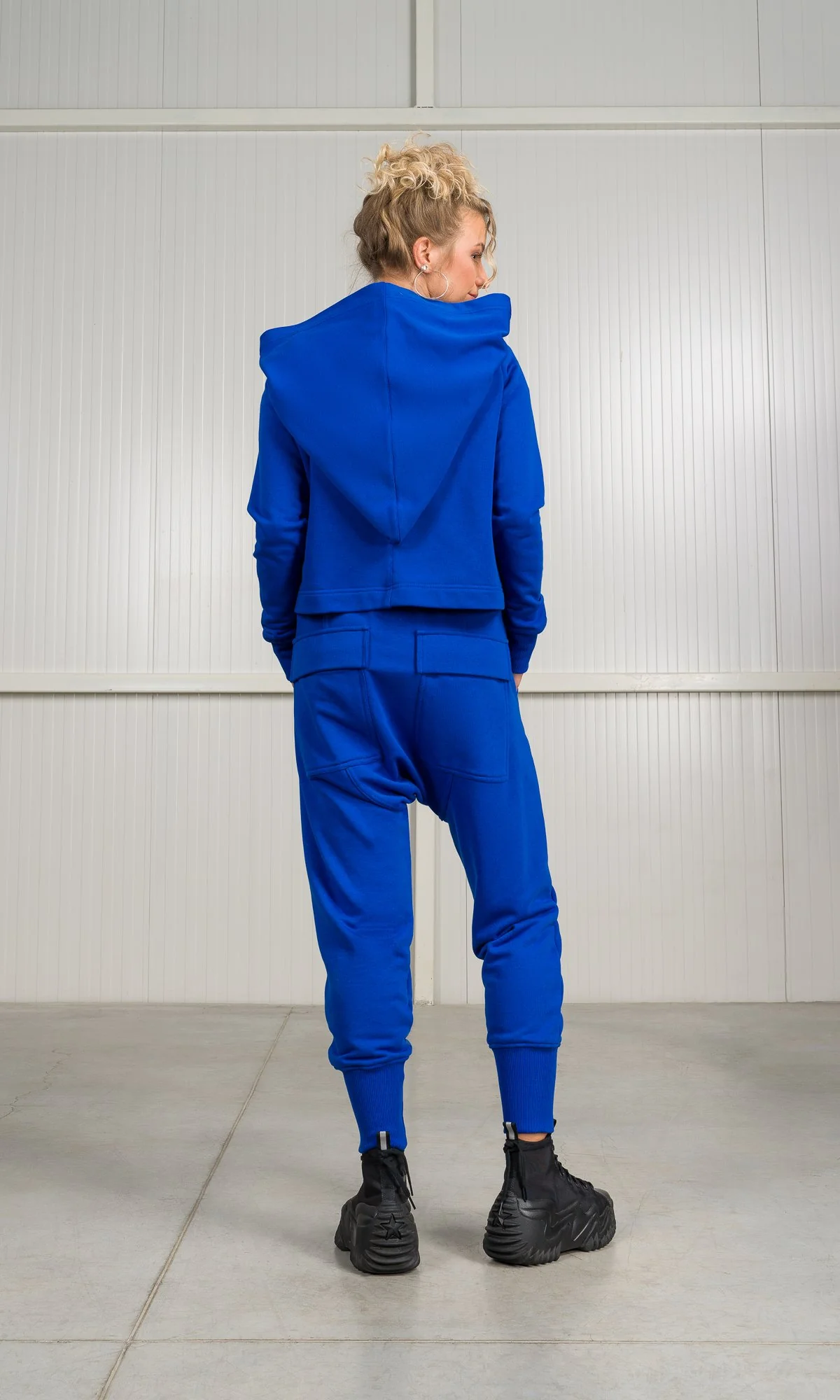 Asymmetric Sweatshirt with Large Hood - Image 8