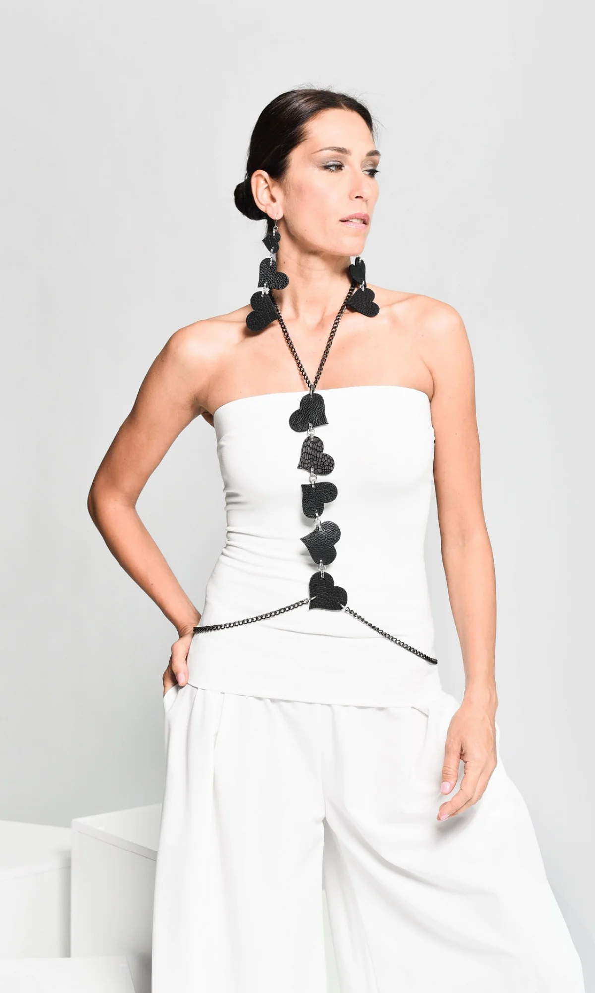 Beautiful Genuine Leather Hearts Harness - Image 2