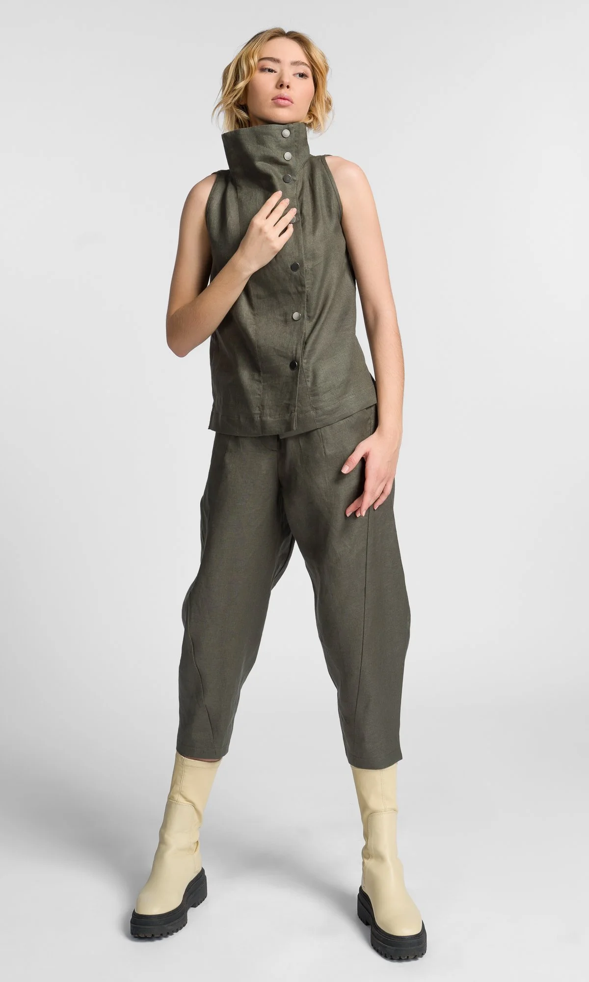 Curved Leg Linen Pants - Image 5