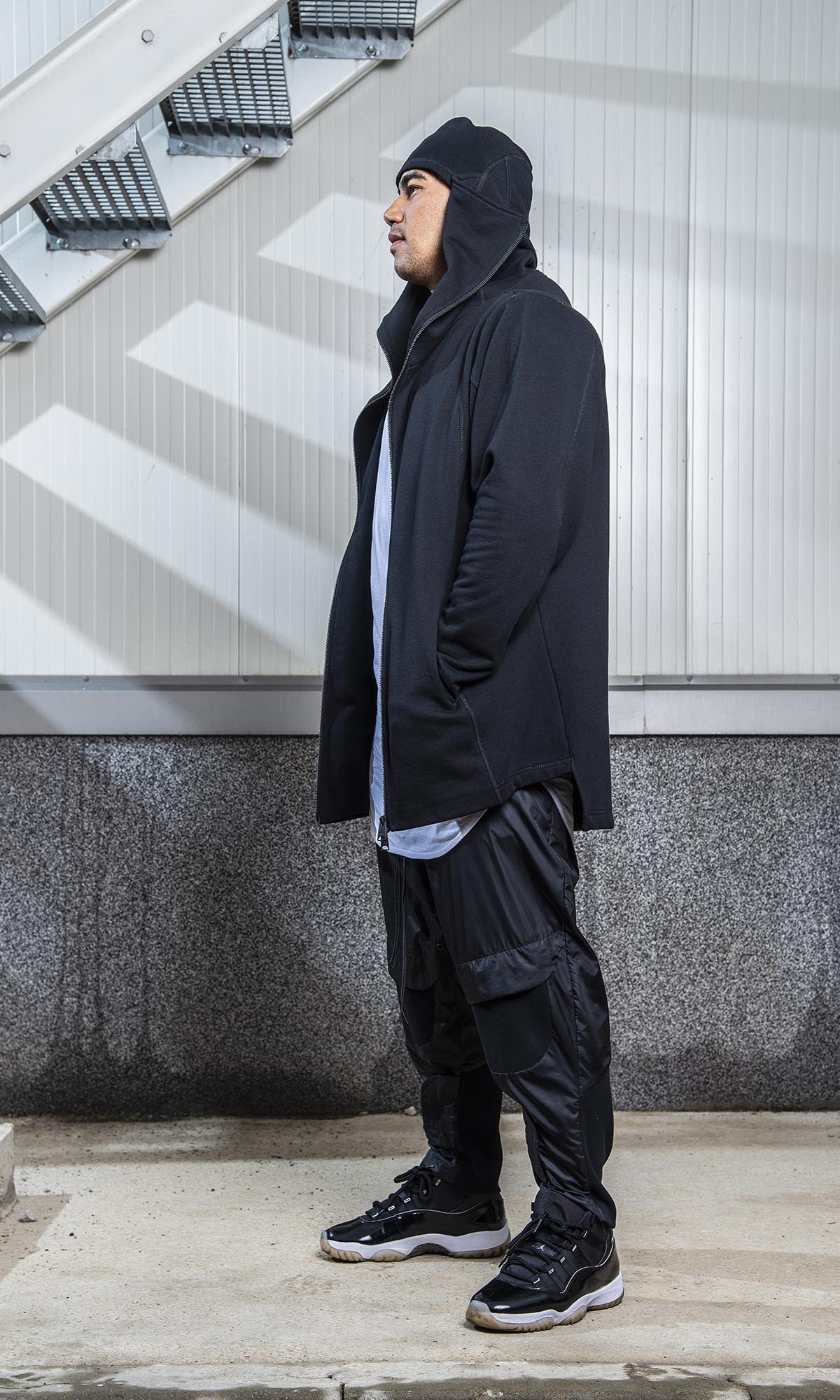 Detachable Sleeves Ninja Hoodie - Image 4