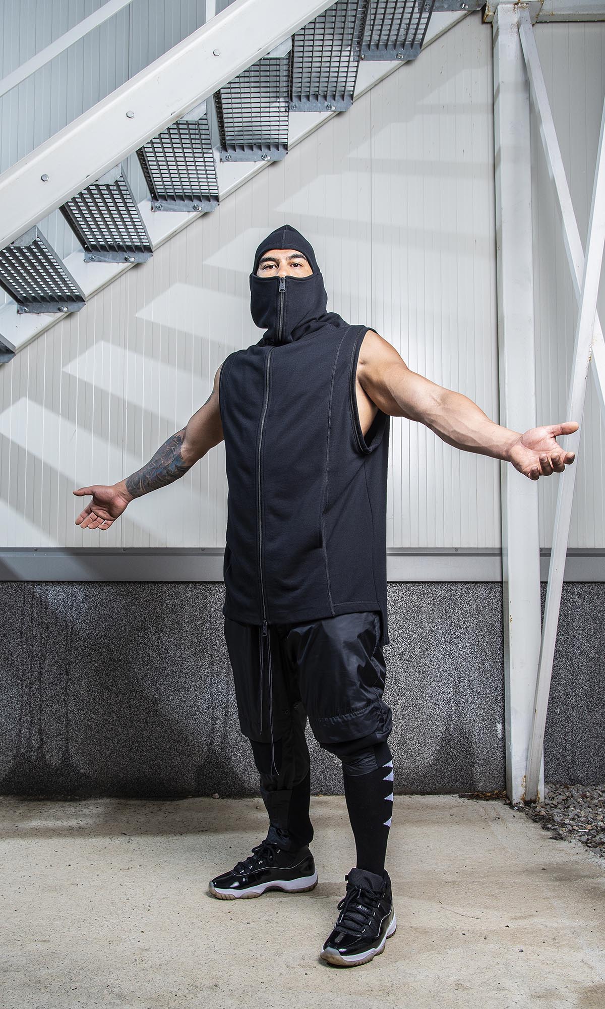 Detachable Sleeves Ninja Hoodie - Image 5