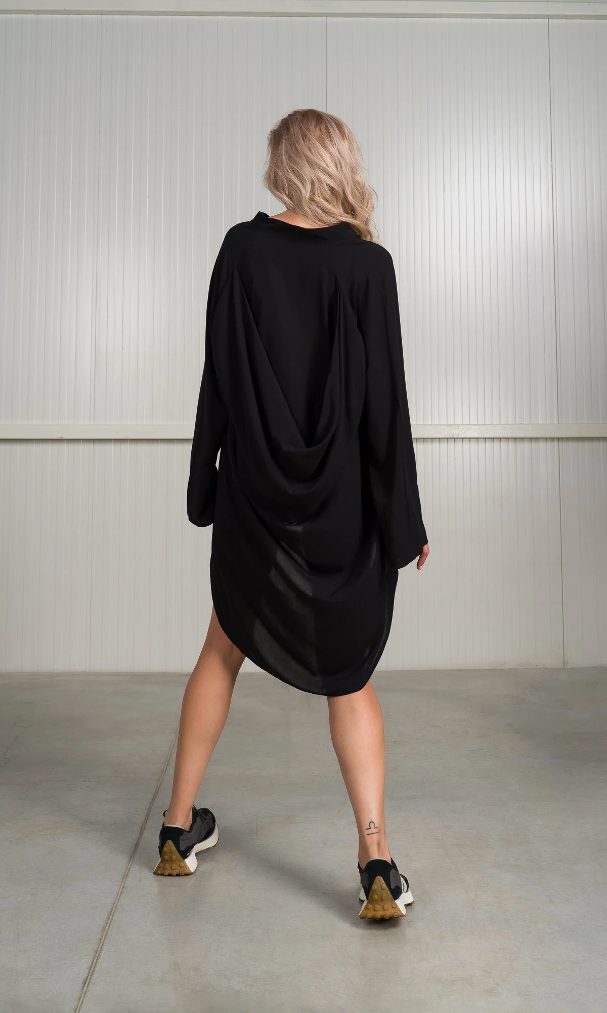 Draped Back Tunic Shirt - Image 7