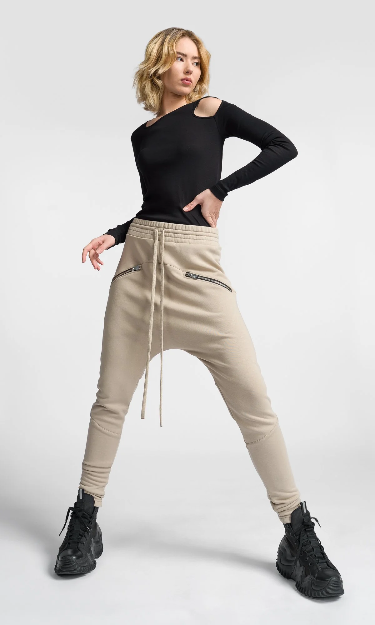 Drop Crotch Pants With Zipper Pockets - Image 4