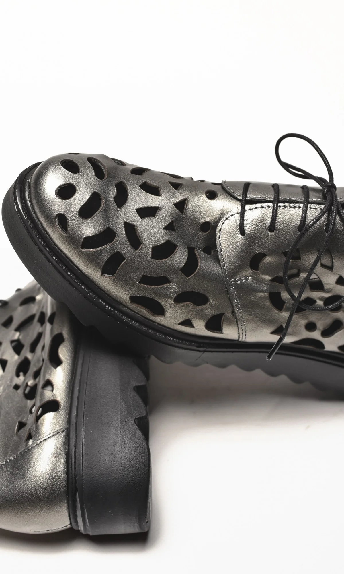 Genuine Leather Silver Grey Perforated Shoes - Image 2