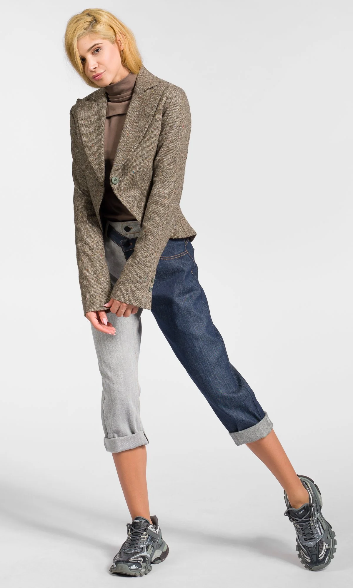 Limited Edition Wool Blazer - Image 12