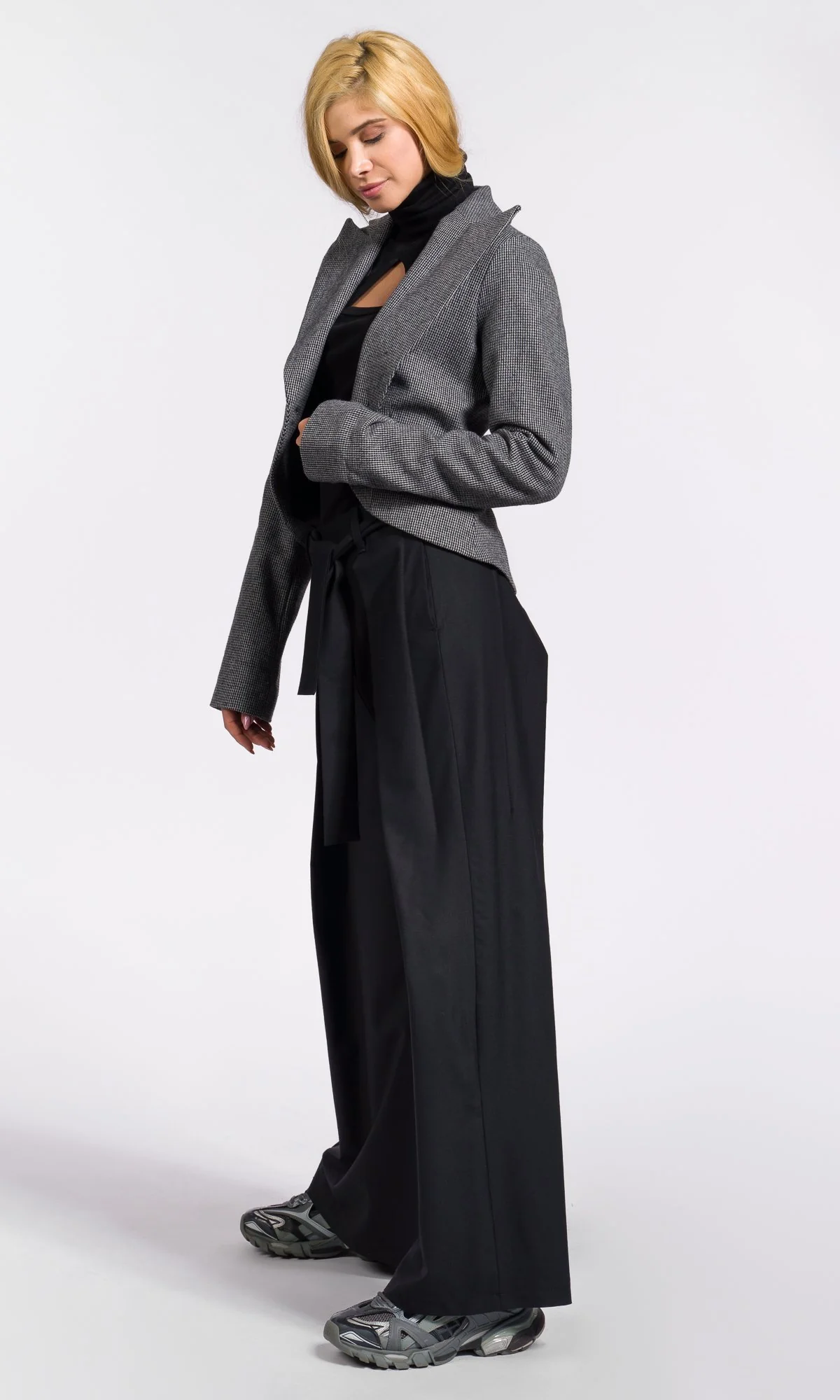 Limited Edition Wool Blazer - Image 5