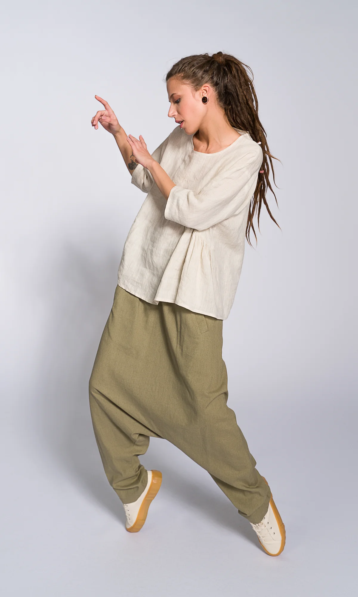 Linen Blouse with Front Gathering - Image 6