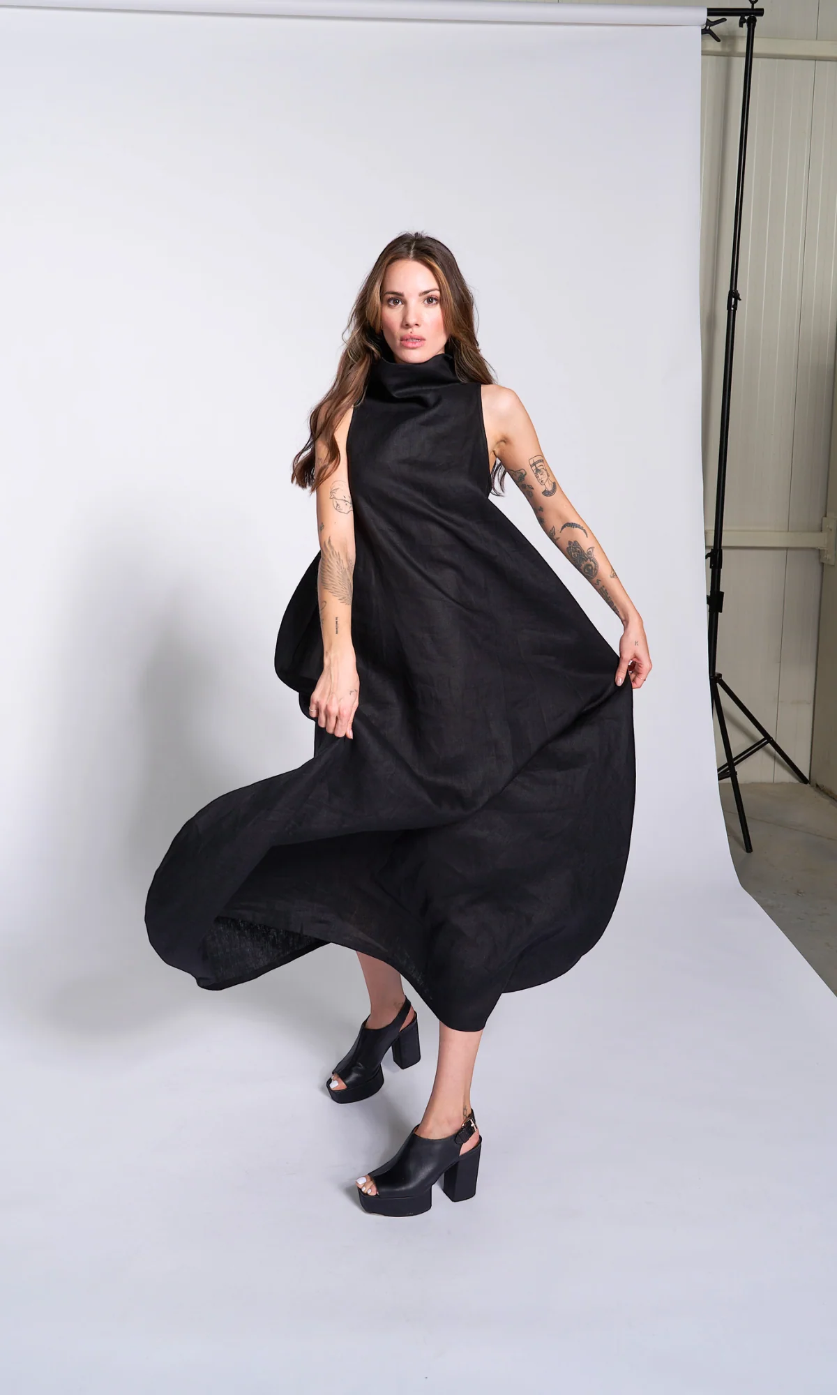 Linen High Neck Cocoon Dress - Image 4