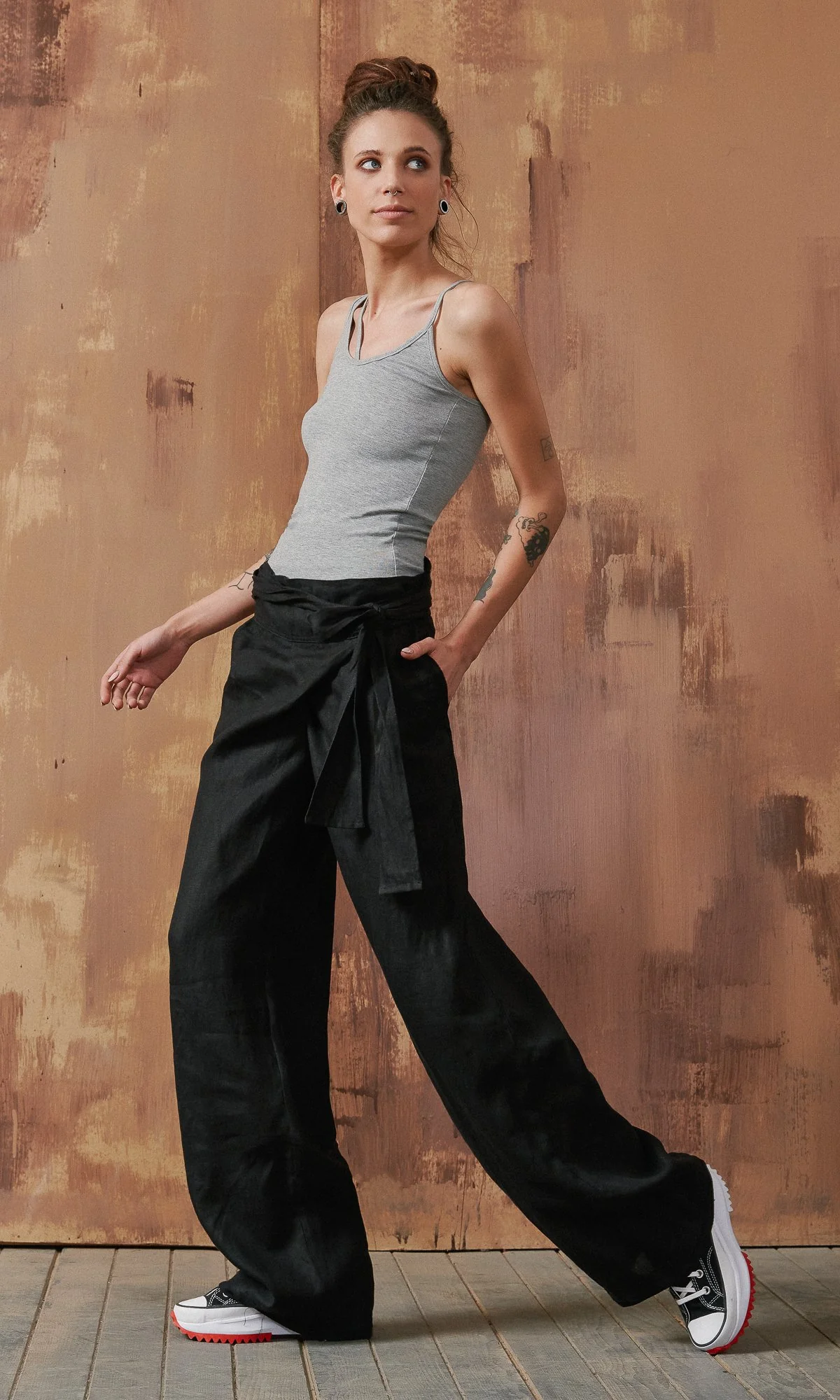 Linen Overlap Front Pants - Image 3