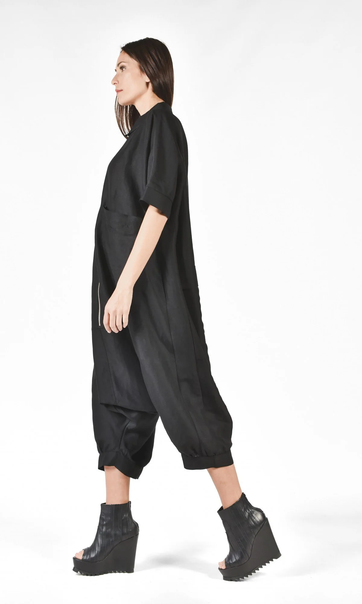 Loose Linen Maxi Jumpsuit - Image 4