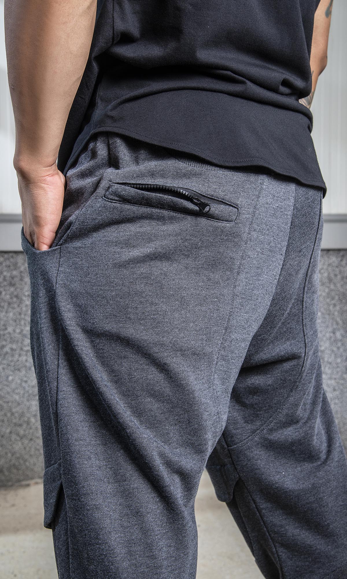 Loose Sweatpants With Knee Pads - Image 9