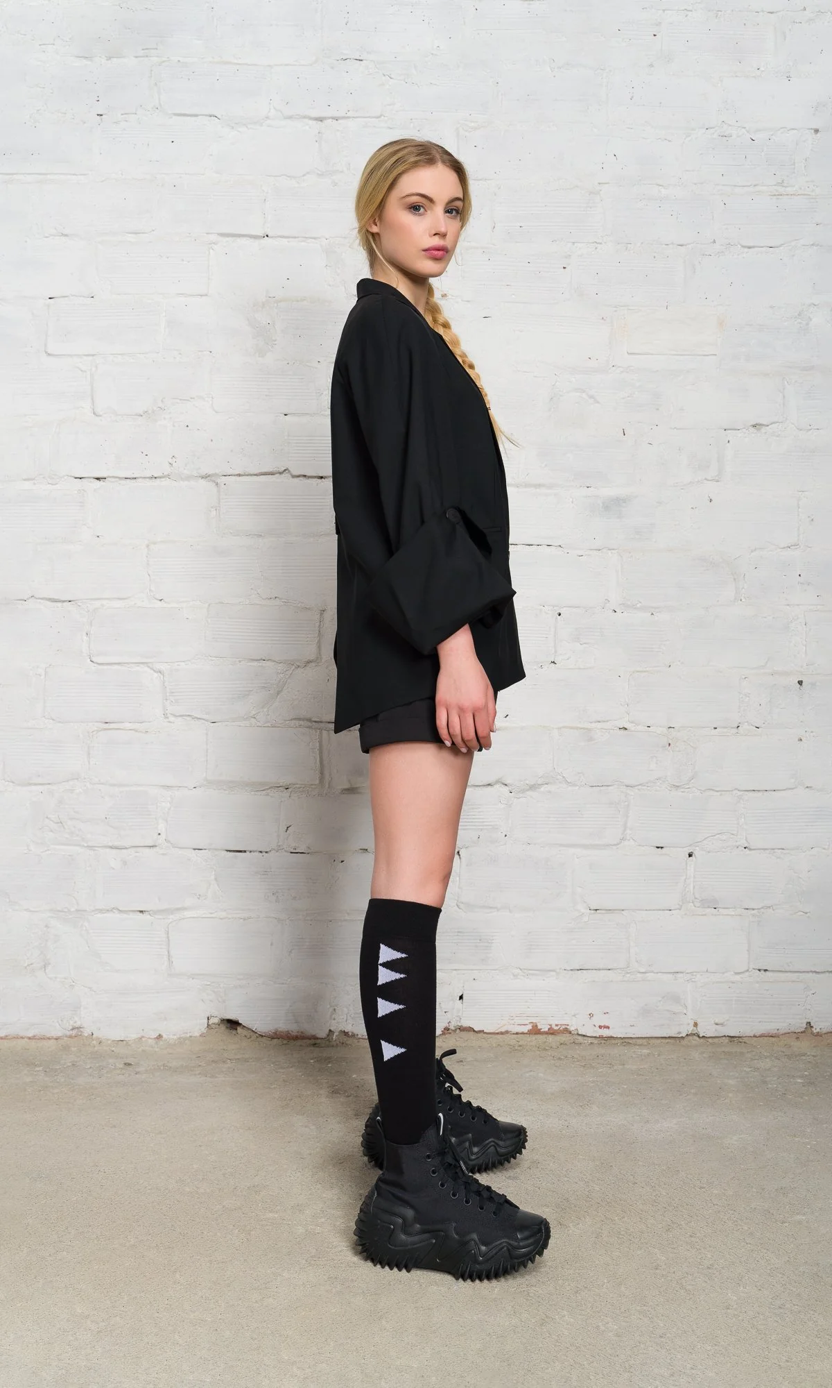 Open Back Blazer with Cut-Out Sleeves - Image 5