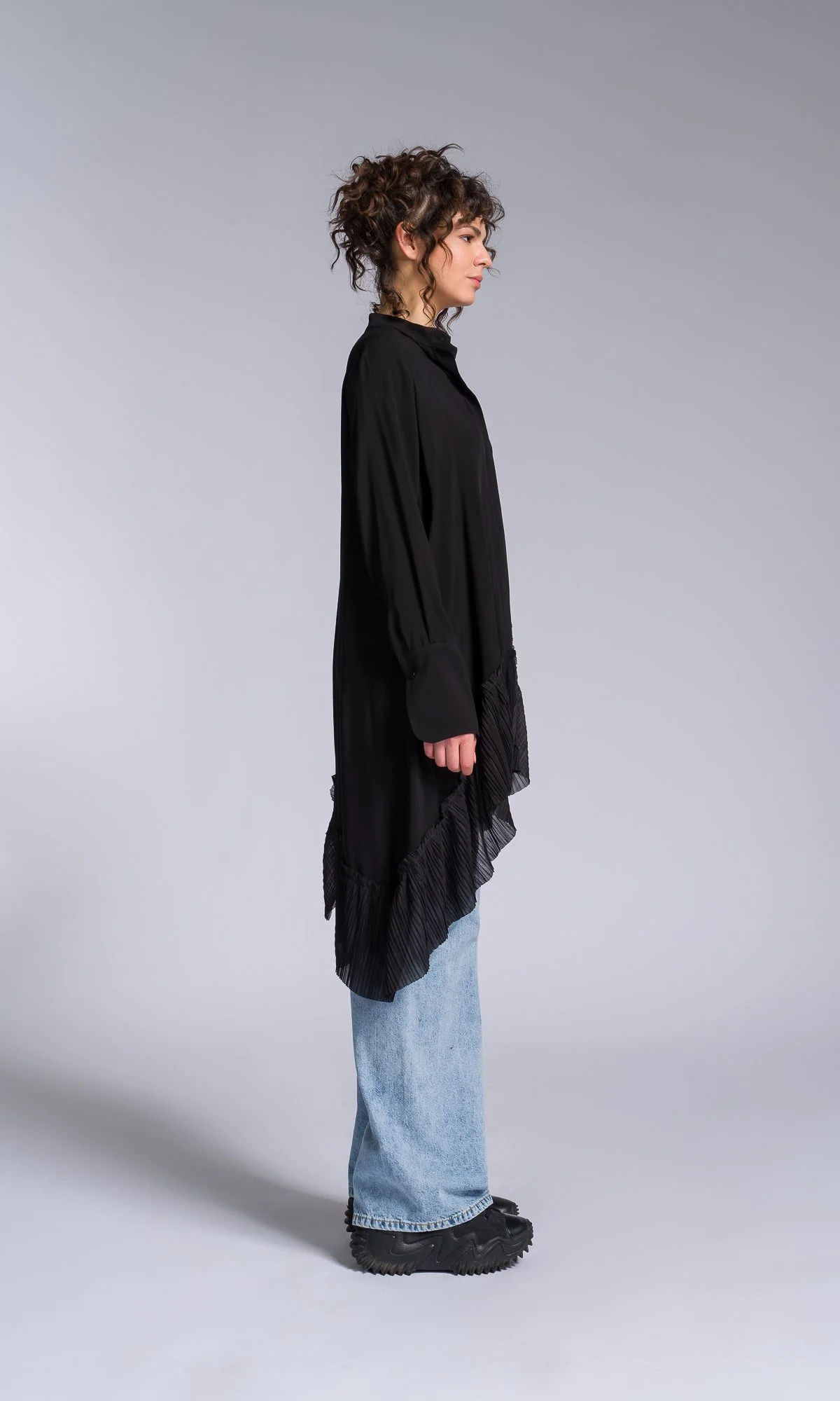 Pleated Hem Asymmetric Shirt - Image 3