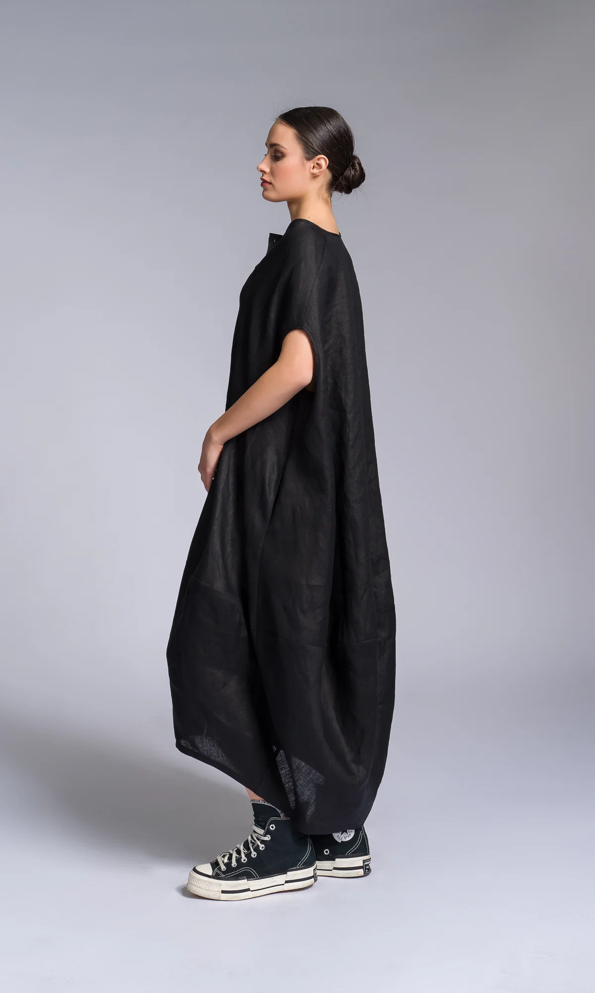 Sleeveless Cocoon Linen Shirt Dress - Image 3