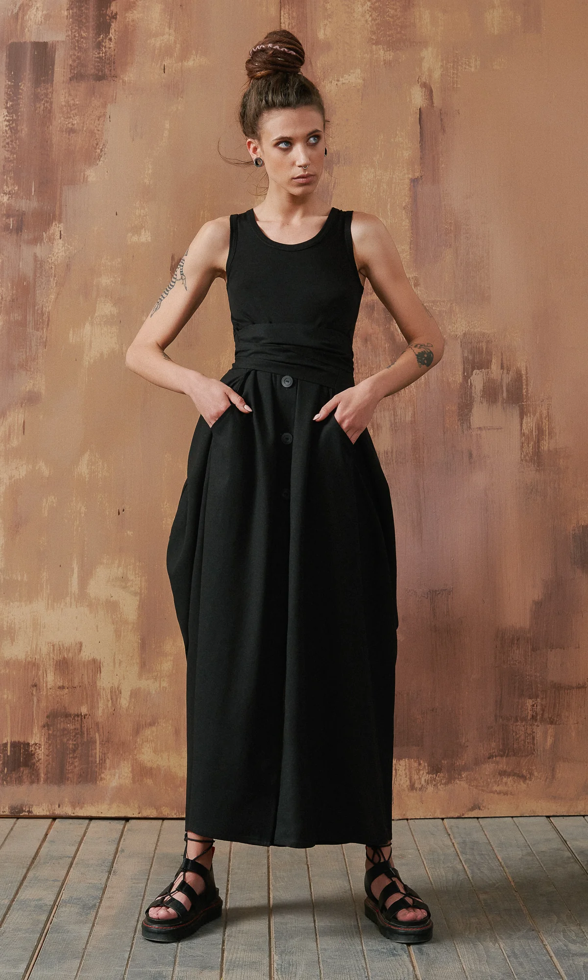 Sleeveless Mixed Dress with Belt - Image 6