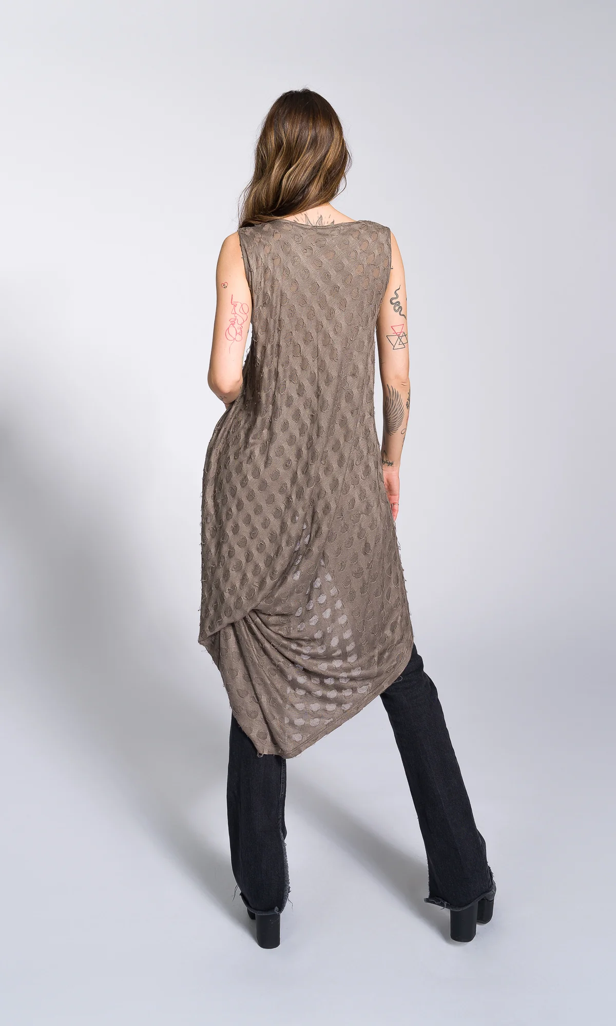 Sleeveless Tunic with Long Draped Back - Image 4