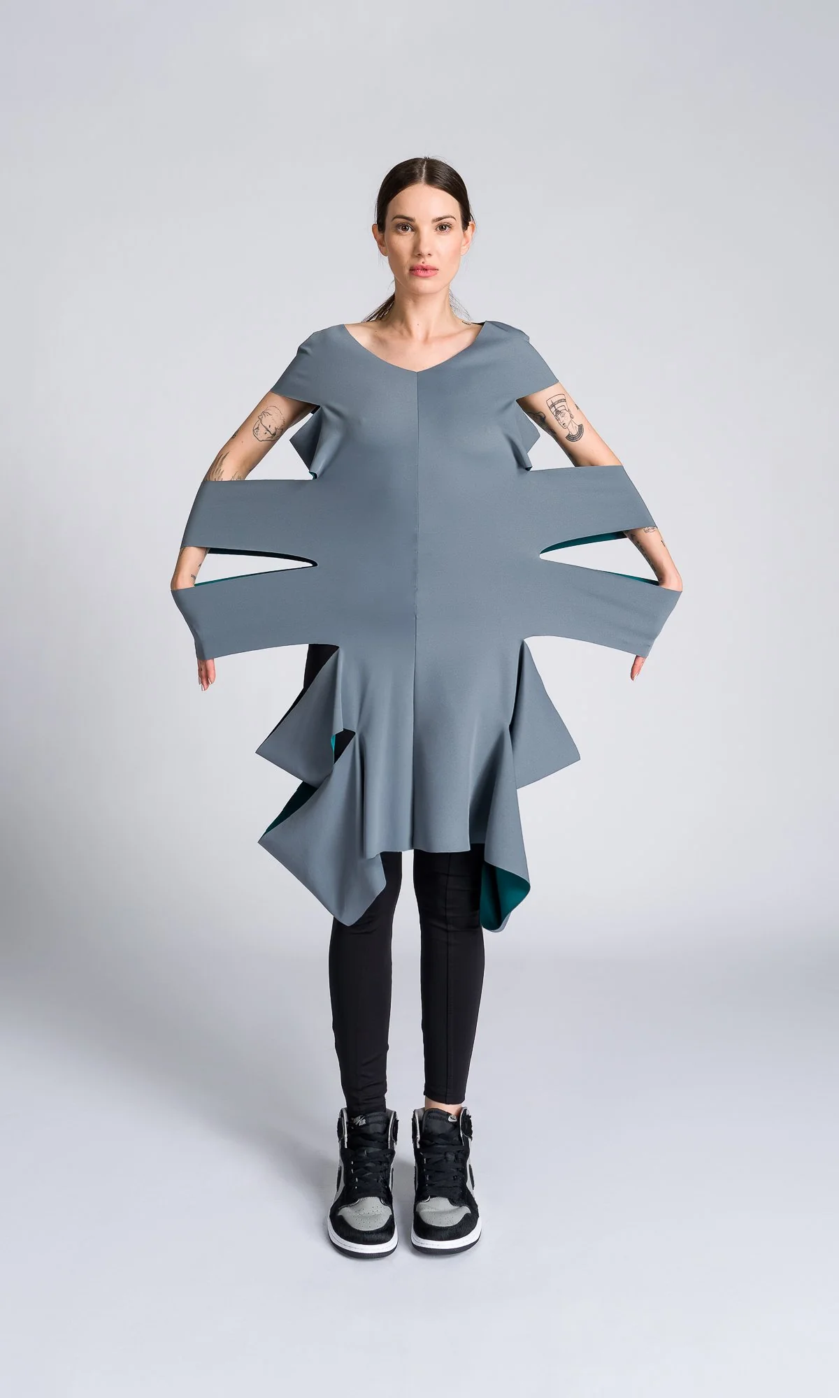 Sleeveless Tunic with Side Cutouts - Image 5