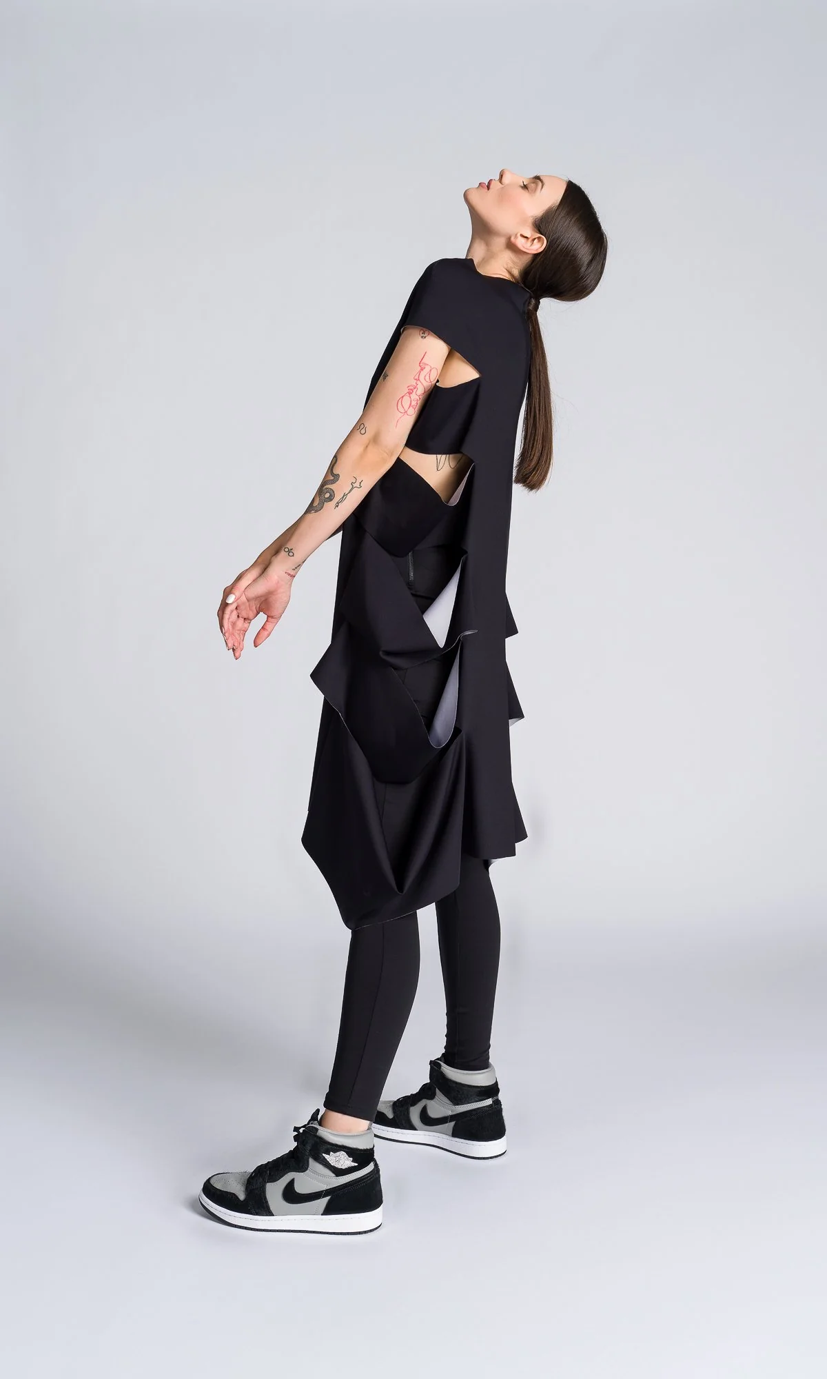 Sleeveless Tunic with Side Cutouts - Image 8