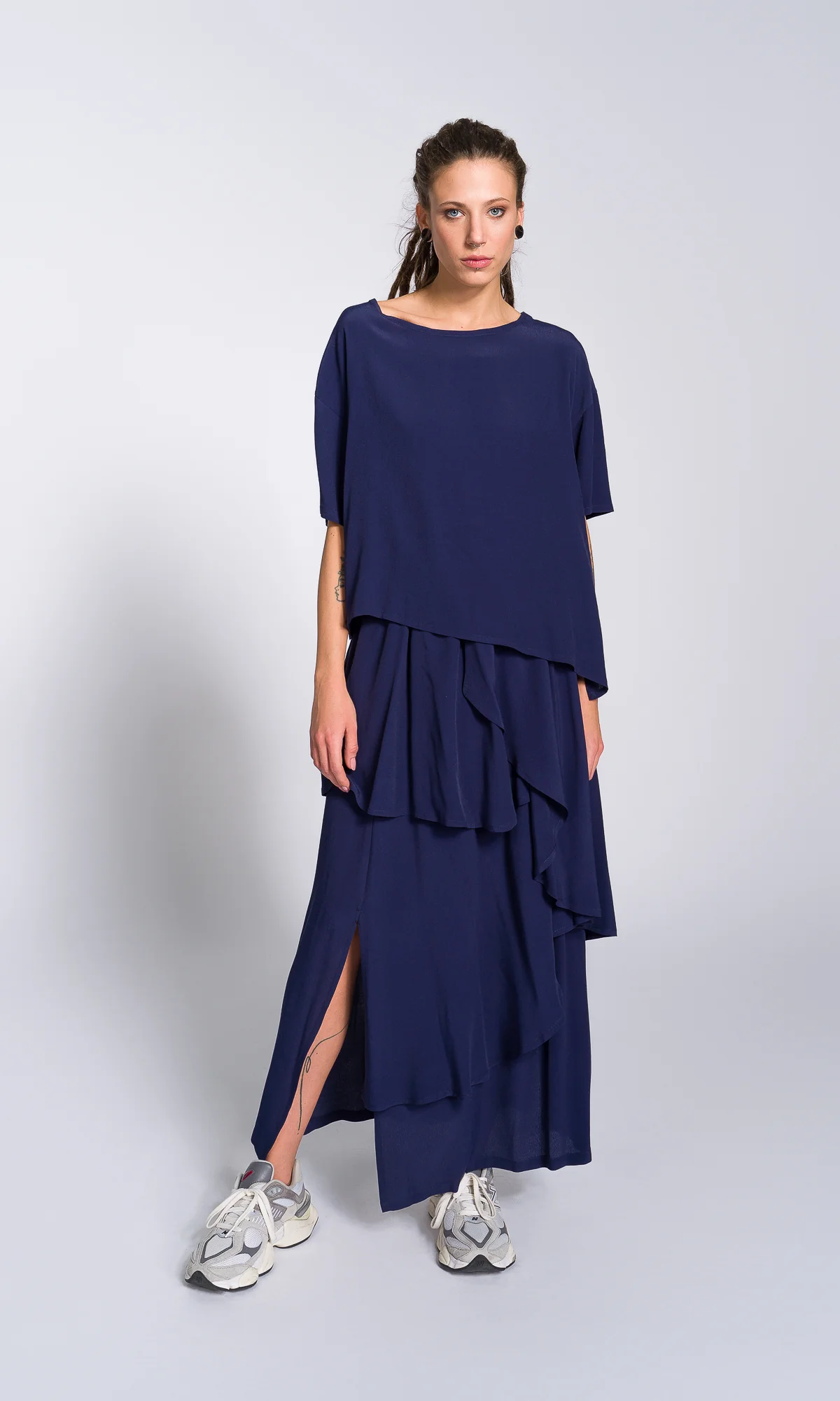 Two-piece Set of Layered Georgette Skirt and Loose Asymmetric T-Shirt - Image 4
