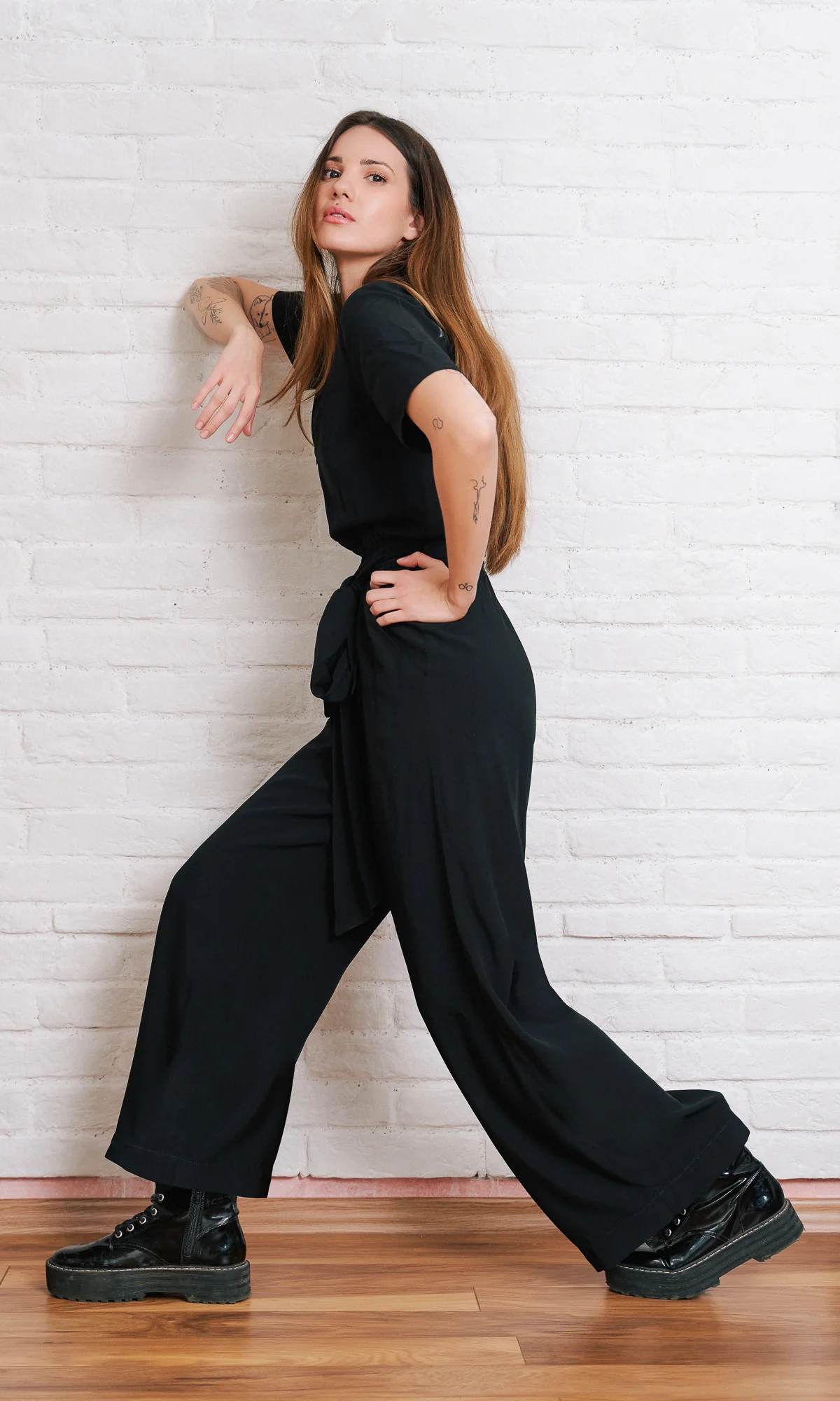 Wide Leg Jumpsuit With Ribbon Belt - Image 5