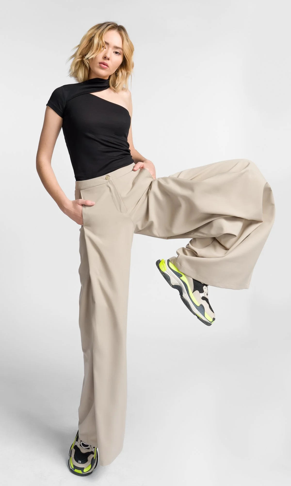 Wide Leg Pants with Folded Sides - Image 8