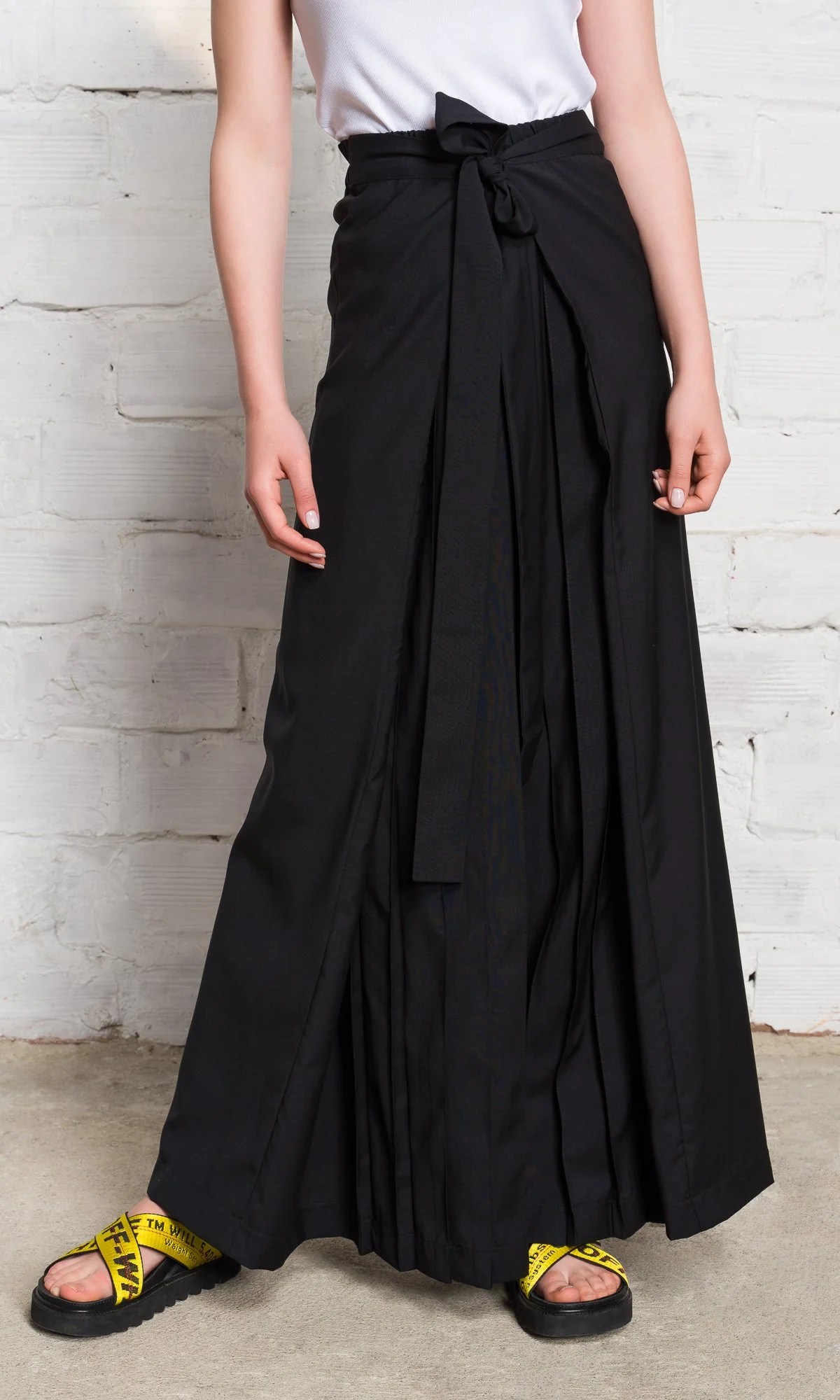Wool Wrap Skirt Pants with Pleats - Image 5